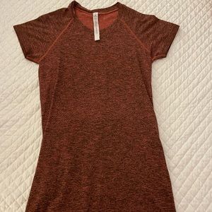 lululemon size 6 swifty tech